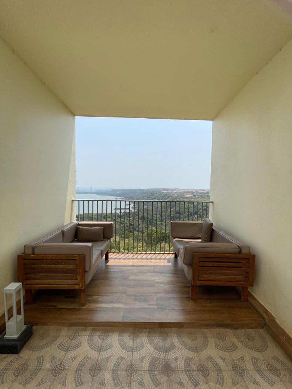 Good Stay 2Bhk Pool Apartment 10 Mins From Dabolim Airport Goa 102 Consua Luaran gambar